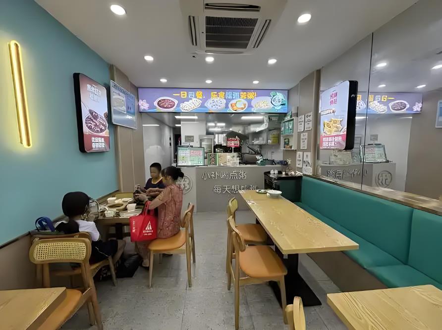 餐飲店裝修多少錢(qián)一平？