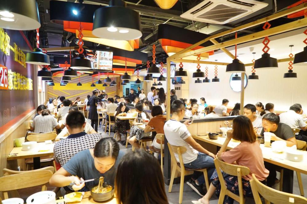 餐飲店裝修多少錢(qián)一平？