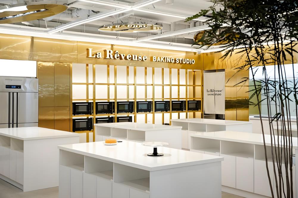 重慶烘焙店這樣裝修，顧客來(lái)了就不想走！